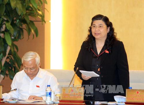 Ủy ban Thường vụ Quốc hội nhất trí chủ trương ban hành Luật phí, lệ phí
